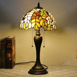 12 tuuman Tiffany-tyylinen...
