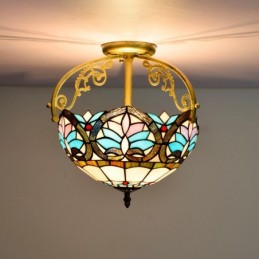 Tiffany-tyylinen...