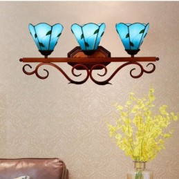 Tiffany-tyylinen...