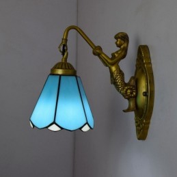 Tiffany-tyylinen...