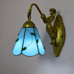 Tiffany-tyylinen...