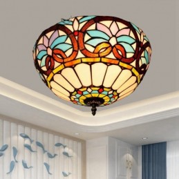 Tiffany-tyylinen...