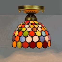 Tiffany-tyylinen...