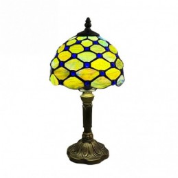 Tiffany-tyylinen...