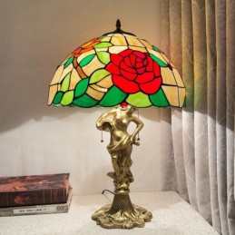 Tiffany-tyylinen...