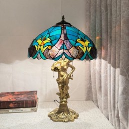 Tiffany-tyylinen...