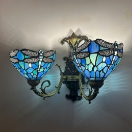 Tiffany-tyylinen...