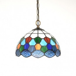 Tiffany-tyylinen...