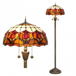 Tiffany-tyylinen...