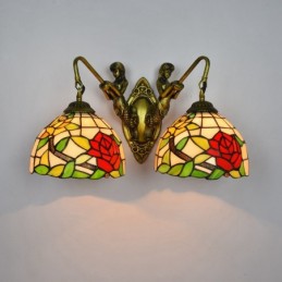 Tiffany-tyylinen...
