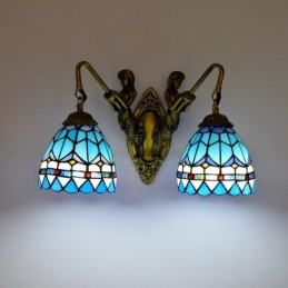 Tiffany-tyylinen...